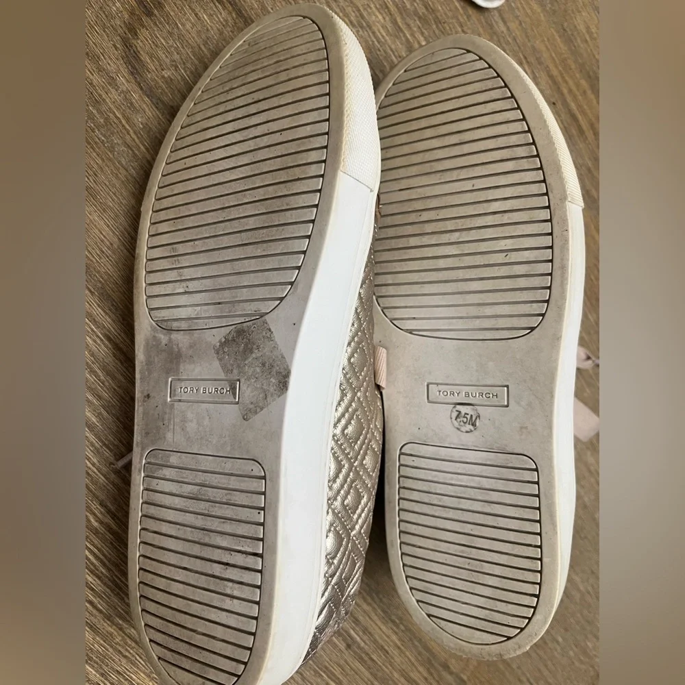 Chic Metallic Tory Burch Sneakers –Statement Kicks, Size 7.5 - Picture 7 of 7